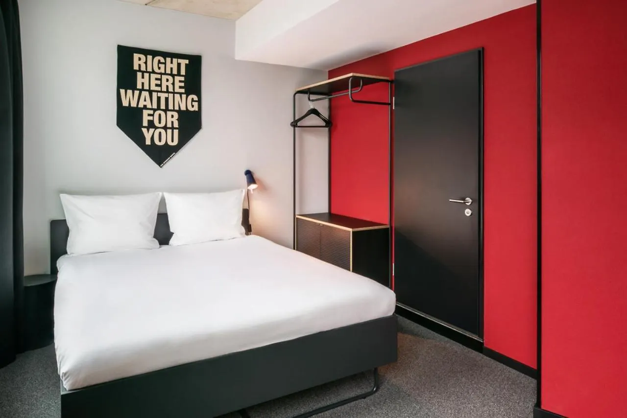 Hotel TSH Berlin Alexanderplatz 4*,