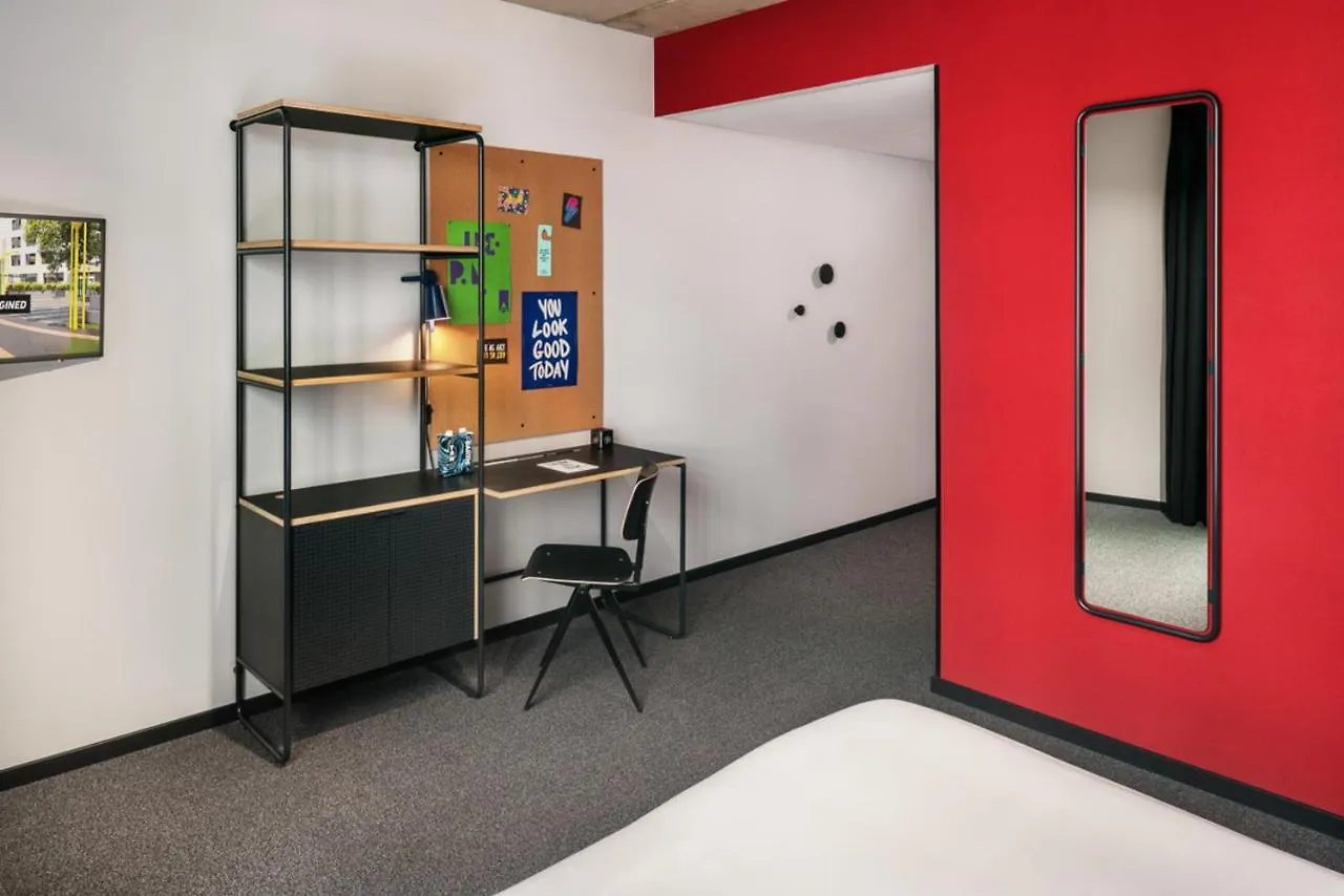 ****  מלון The Social Hub Berlin Alexanderplatz גרמניה
